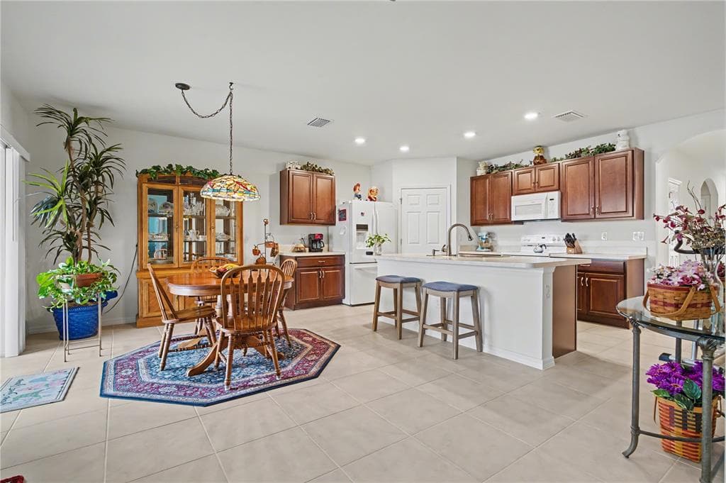 7025 WATERFORD PARKWAY photo 8