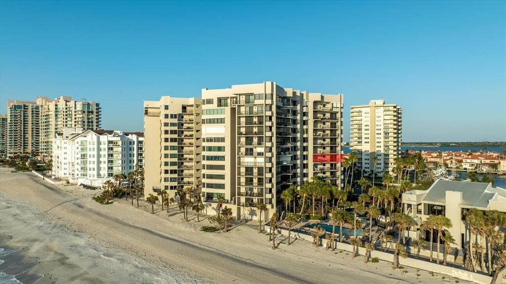 1600 GULF BOULEVARD 618 photo 3