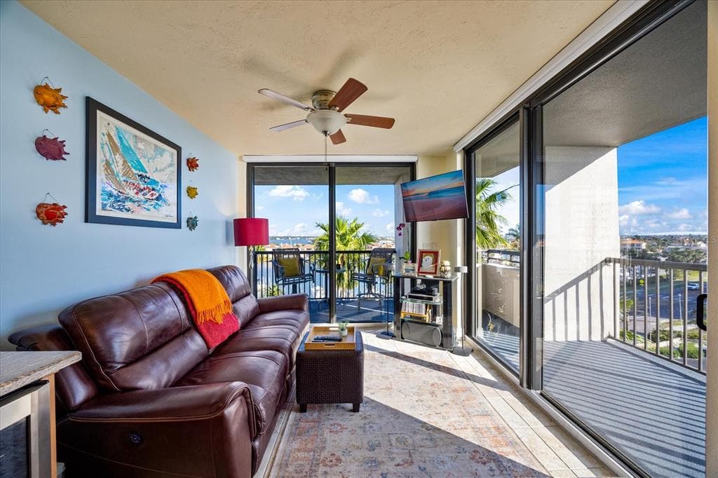 1600 GULF BOULEVARD 618 photo 19