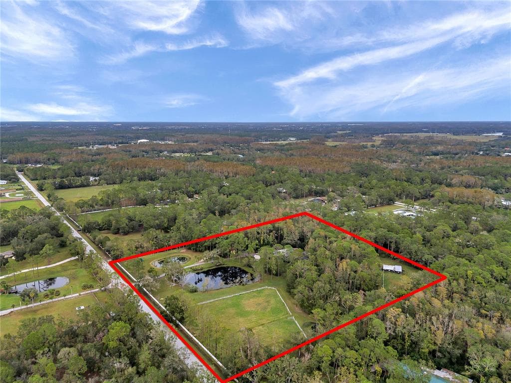 655 APPALOOSA ROAD photo 3