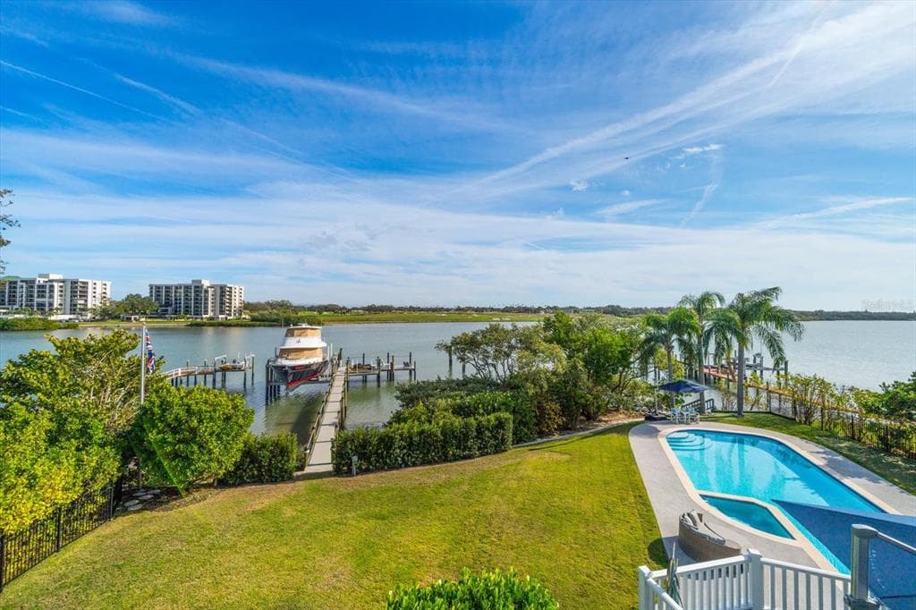 430 ST ANDREWS DRIVE 4