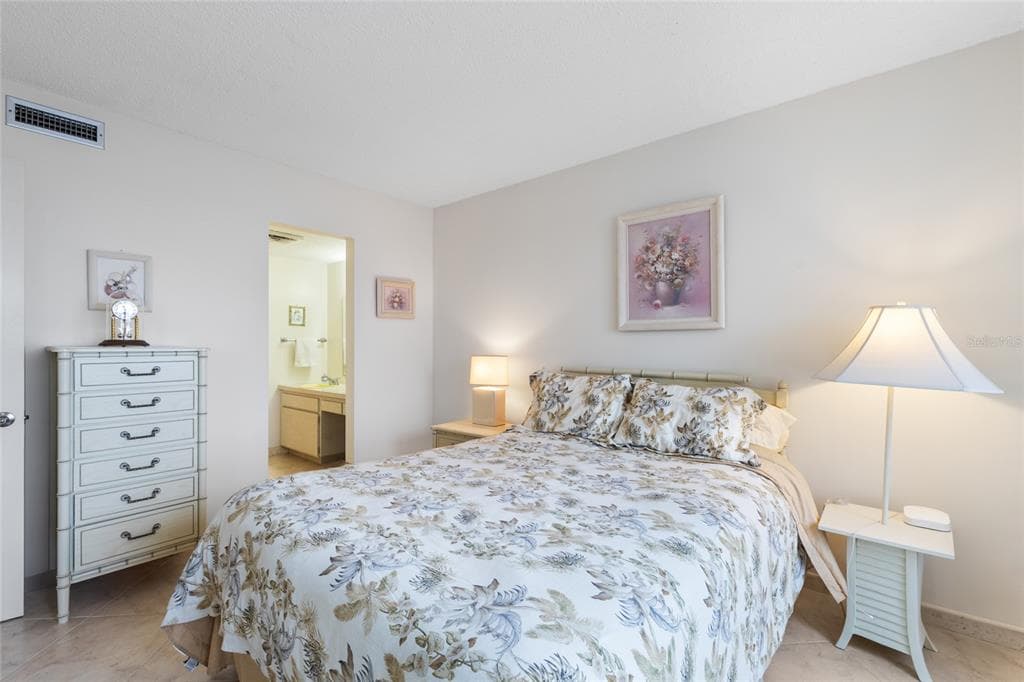4310 FALMOUTH DRIVE 304 photo 17