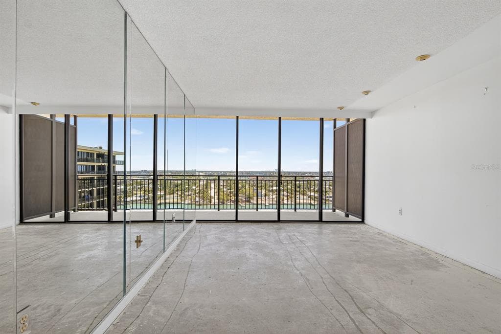 7650 BAYSHORE DRIVE 1105 photo 23