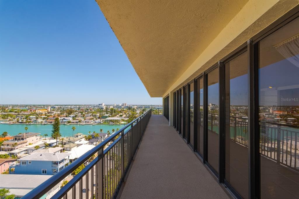 7650 BAYSHORE DRIVE 1105 photo 16