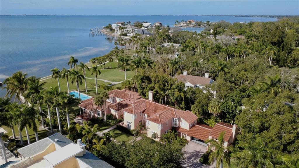 4511 BAY SHORE ROAD 1