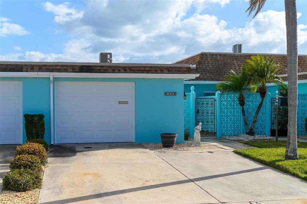 350 BOCA CIEGA POINT BLVD 1