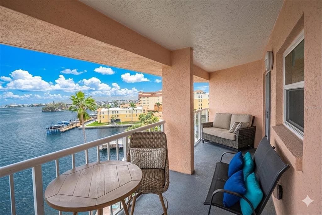5445 GULF BOULEVARD #PH1 3