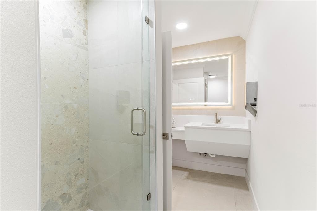 1380 GULF BOULEVARD 805 photo 11