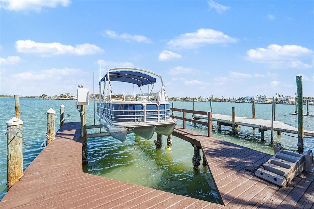 14215 N BAYSHORE DRIVE 4