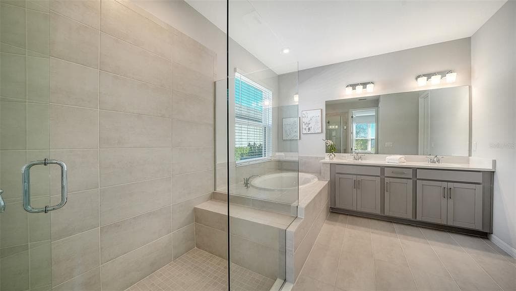 15312 SHADY PALMS LANE photo 24