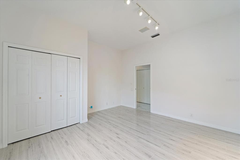 6585 WATERS EDGE WAY photo 25