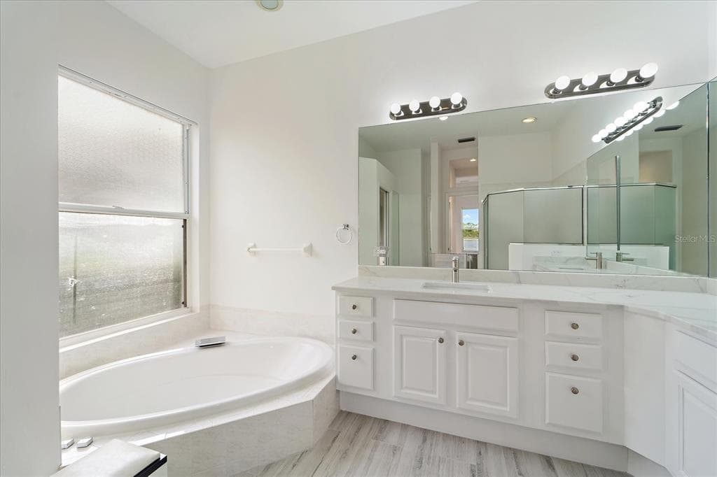 6585 WATERS EDGE WAY photo 21