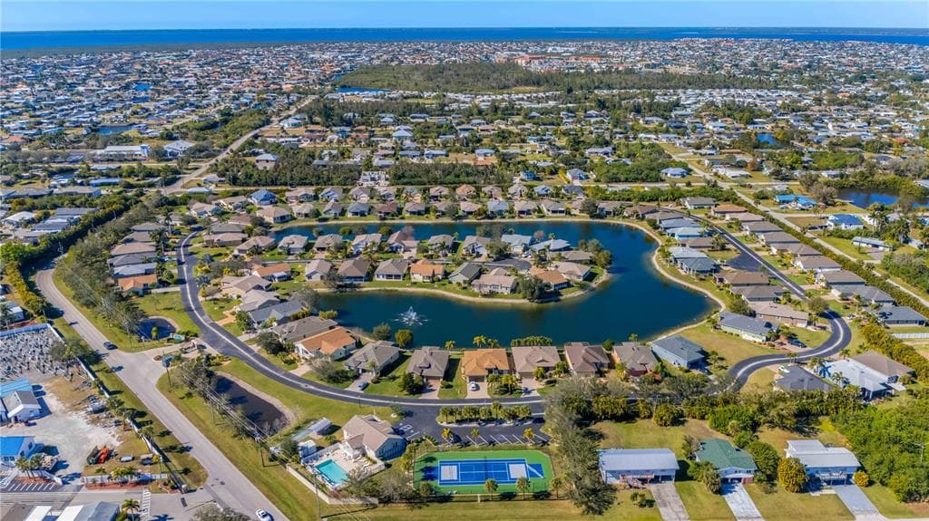 8632 LAKE FRONT COURT photo 6