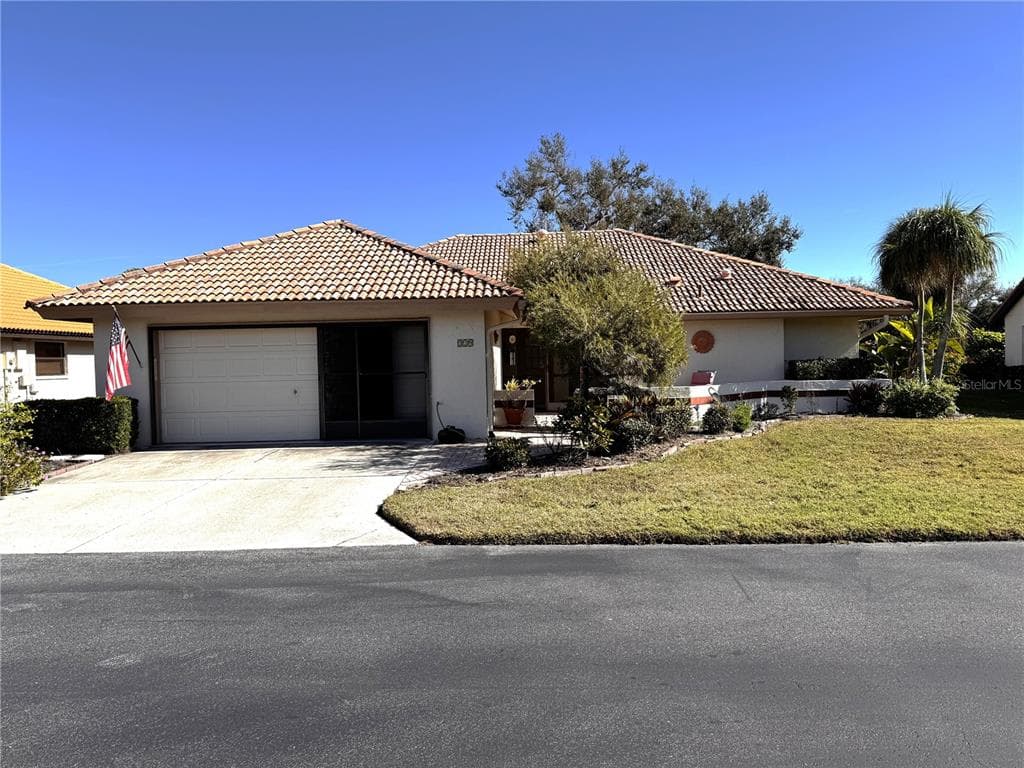 229 LAUREL HOLLOW DRIVE 83 photo 1