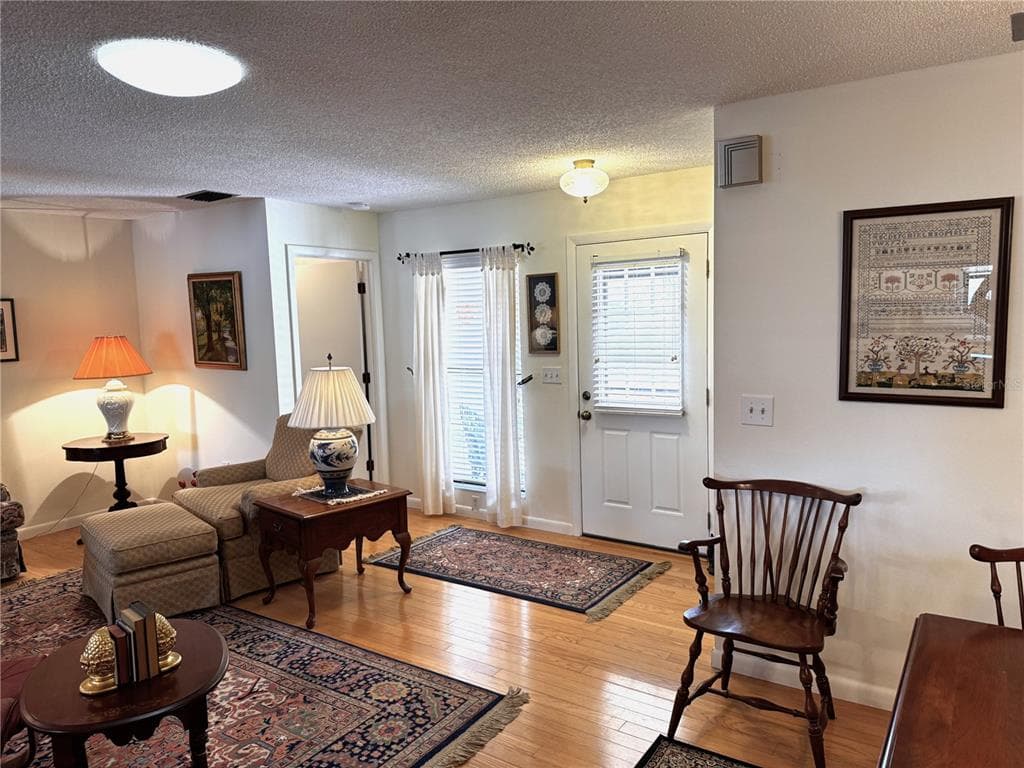 229 LAUREL HOLLOW DRIVE 83 photo 10