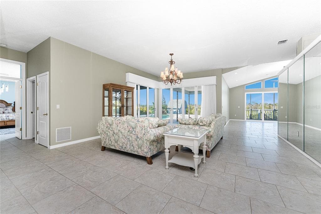 50 SPYGLASS ALLEY 5