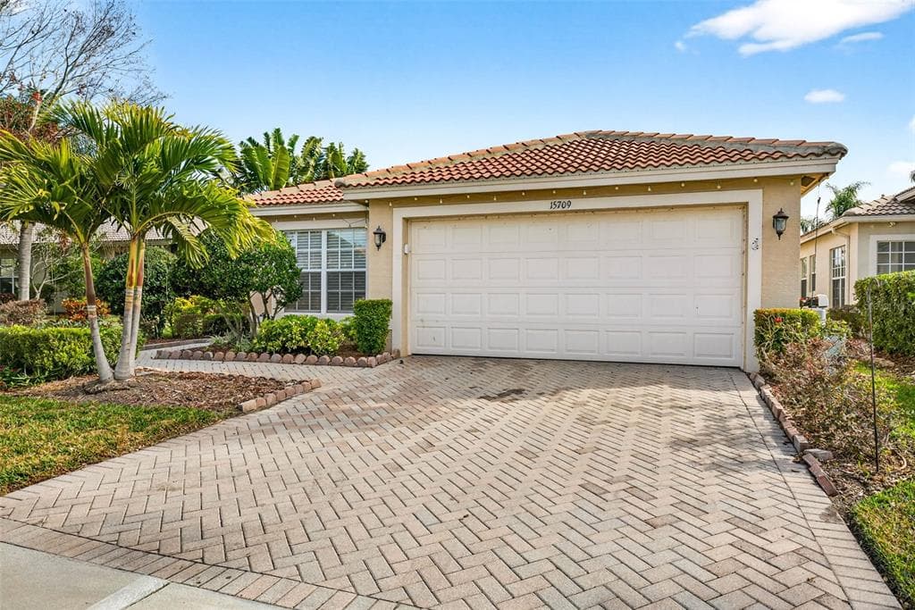 15709 CRYSTAL WATERS DRIVE photo 2