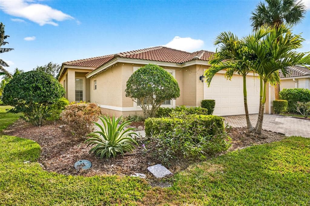 15709 CRYSTAL WATERS DRIVE photo 1