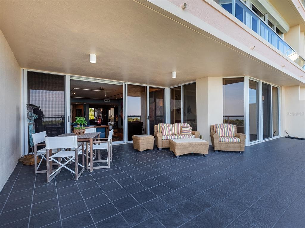 3040 GRAND BAY BOULEVARD 213 photo 10