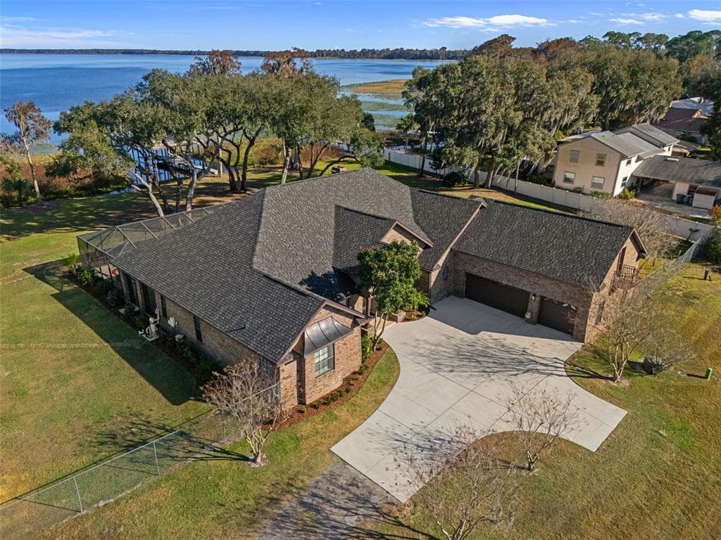 4300 TIMBERLANE ROAD 2