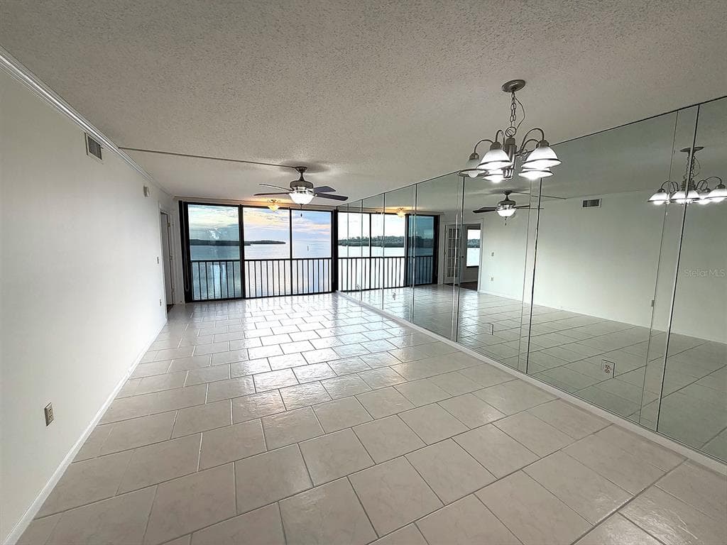 4620 BAY BOULEVARD #1122 2