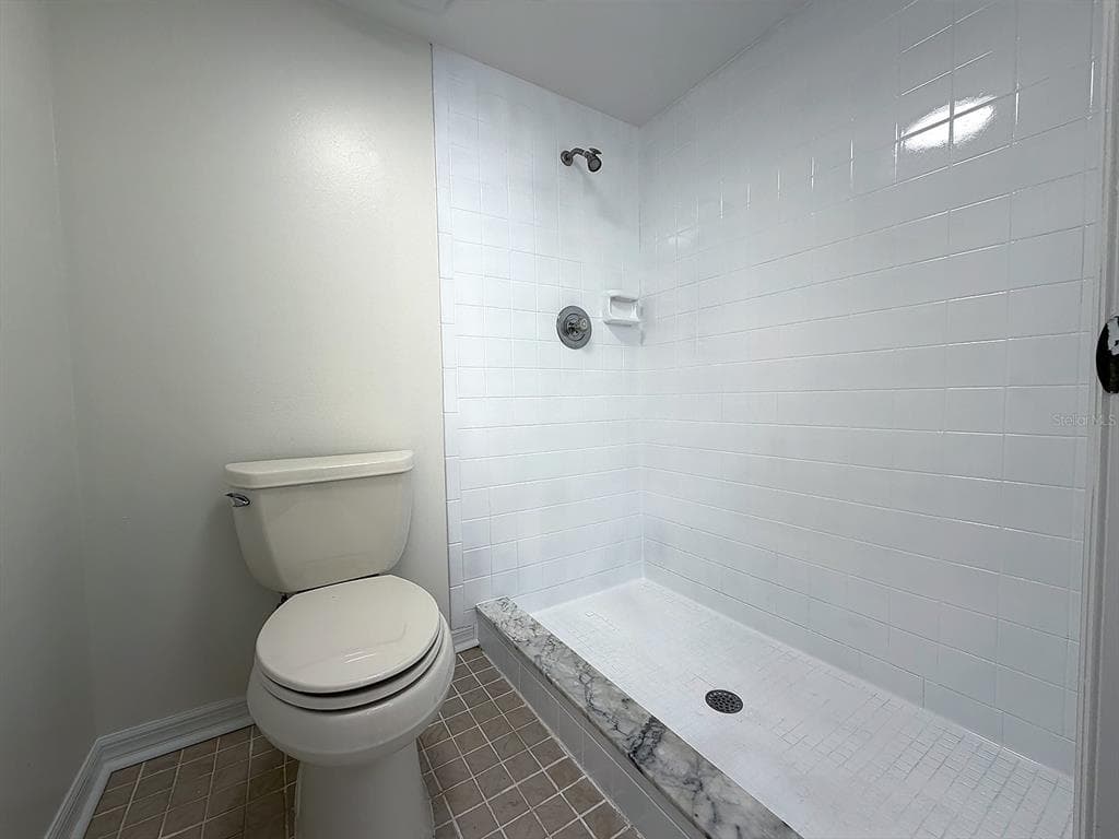 4620 BAY BOULEVARD 1122 photo 16