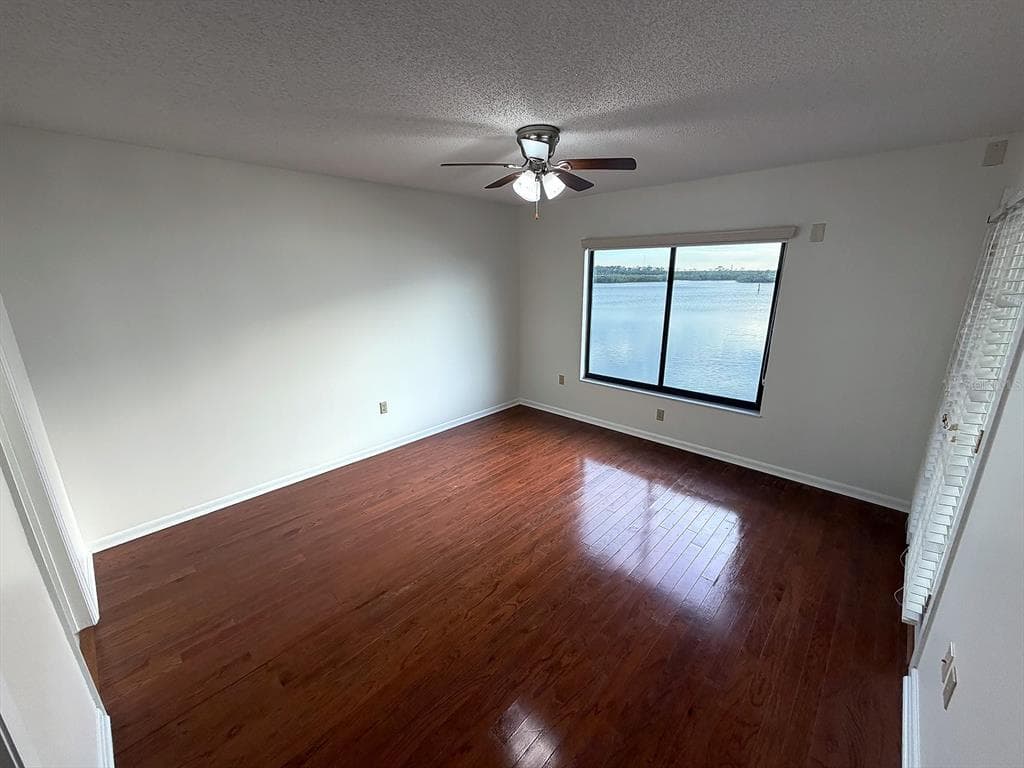 4620 BAY BOULEVARD 1122 photo 10