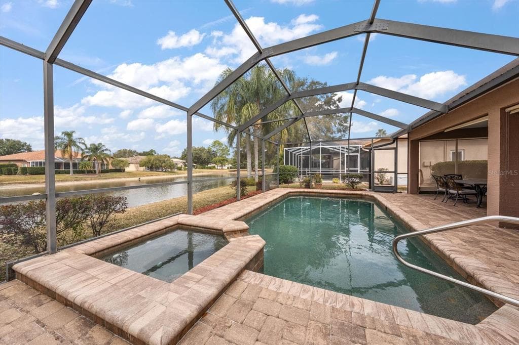 1237 RAMBLING VINE COURT photo 8