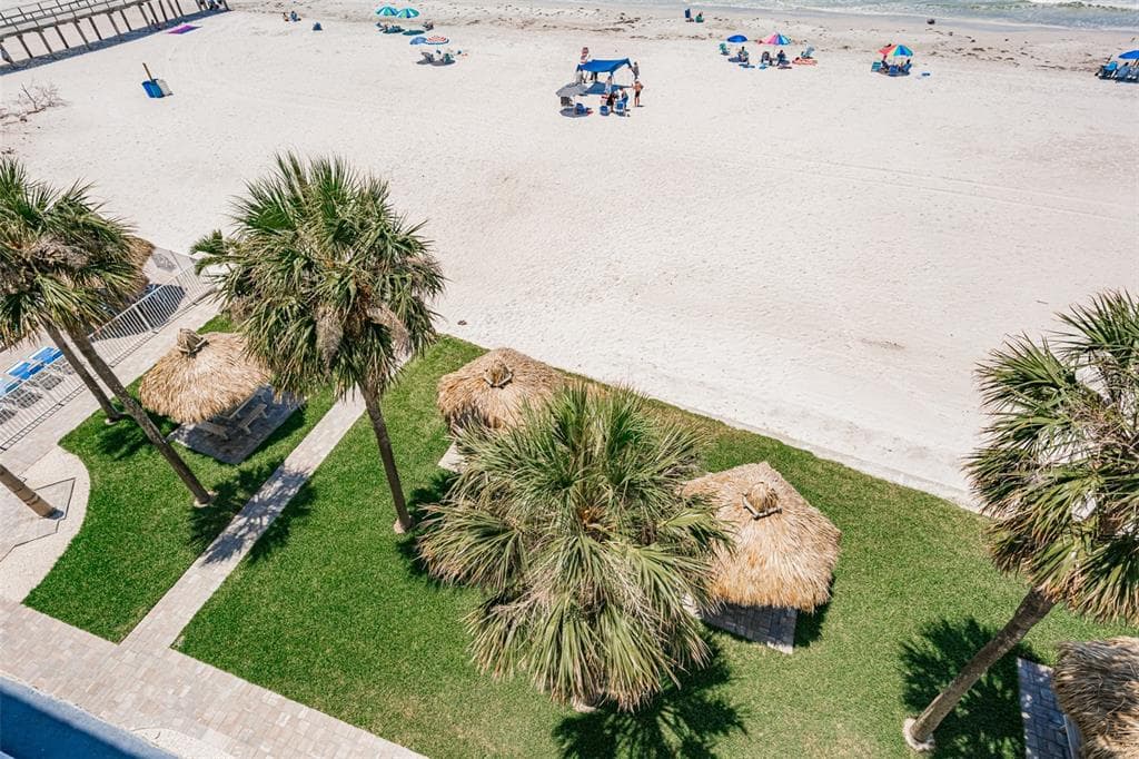 17500 GULF BOULEVARD 407 photo 8