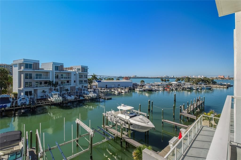 920 N OSCEOLA AVENUE #307 5