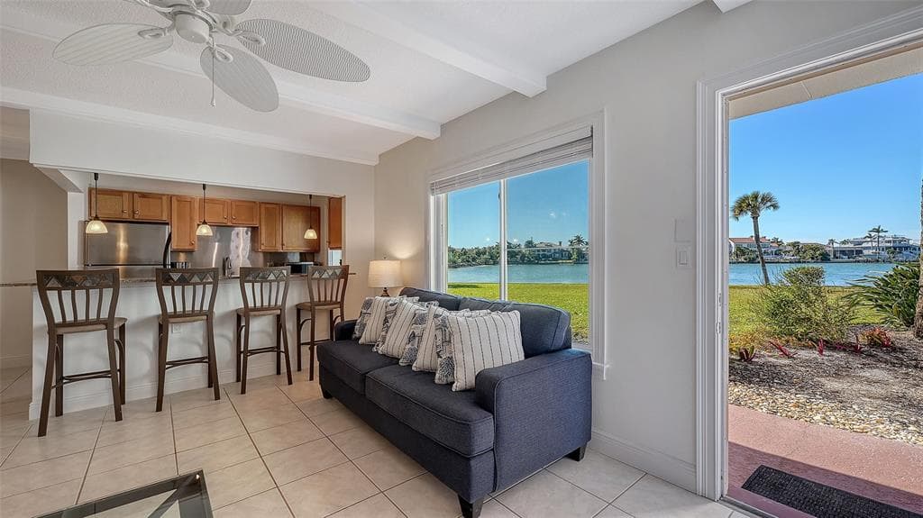 761 JOHN RINGLING BOULEVARD #5 5