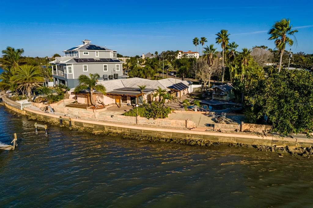1844 VENETIAN POINT DRIVE photo 25