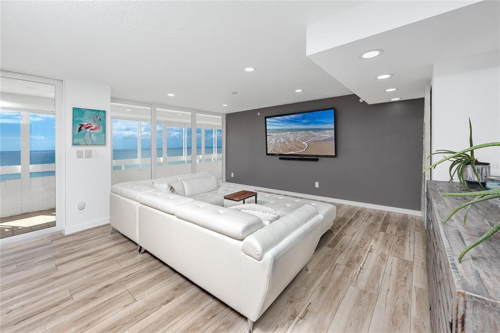 17940 GULF BOULEVARD 16A photo 19