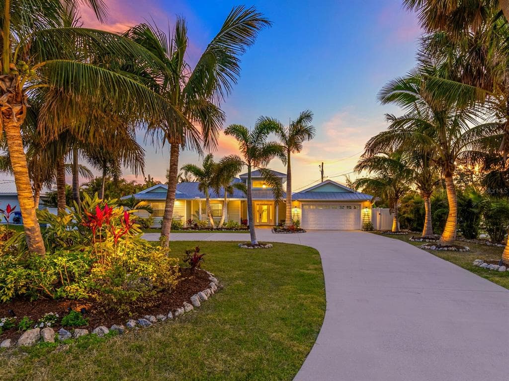 221 LYCHEE ROAD 2