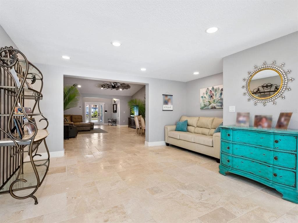 221 LYCHEE ROAD photo 16