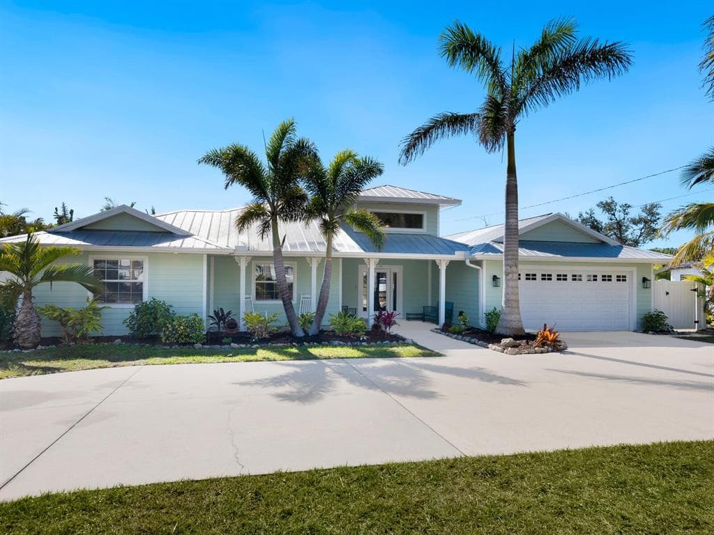 221 LYCHEE ROAD photo 8