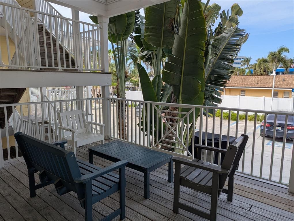 6732 SARASEA CIRCLE 104C photo 3