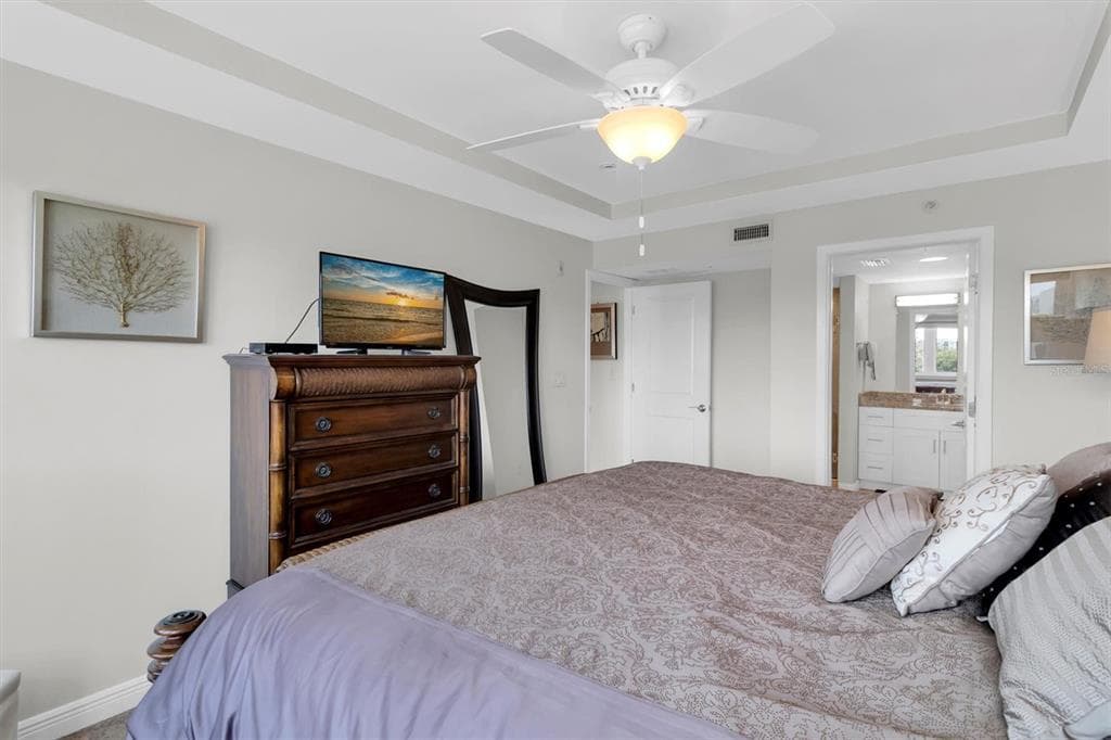 223 ISLAND WAY 4A photo 10