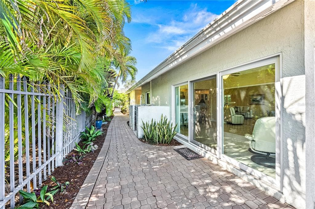 1320 MOONMIST DRIVE B-11 photo 7