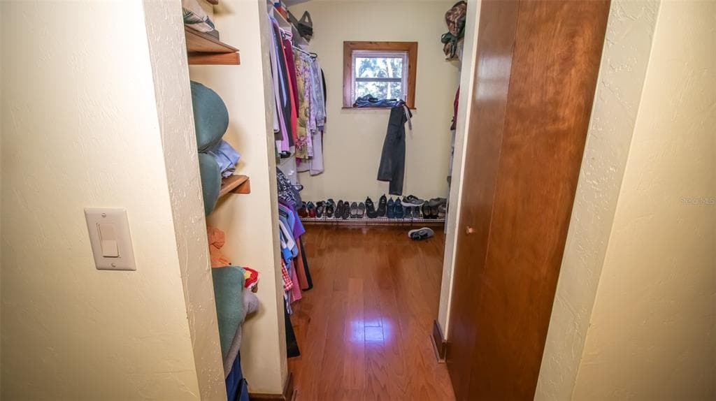 243 HERMAN DRIVE photo 25
