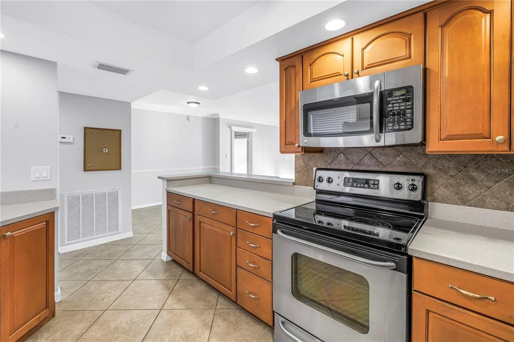 5108 BRITTANY DRIVE S 405 photo 6