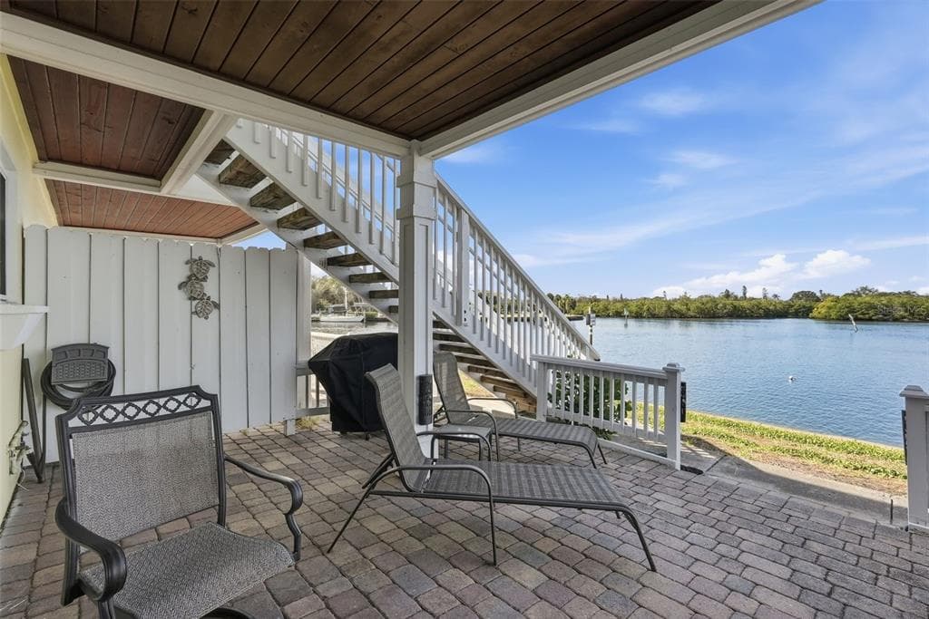 3783 POMPANO B photo 17