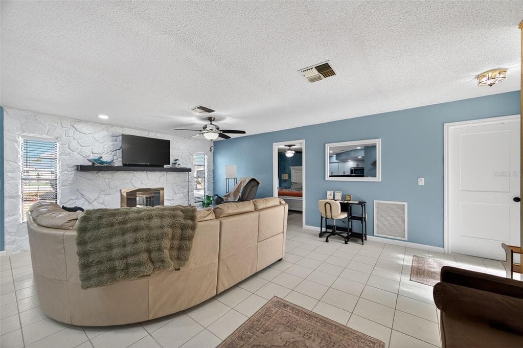 7623 MAKO DRIVE photo 8