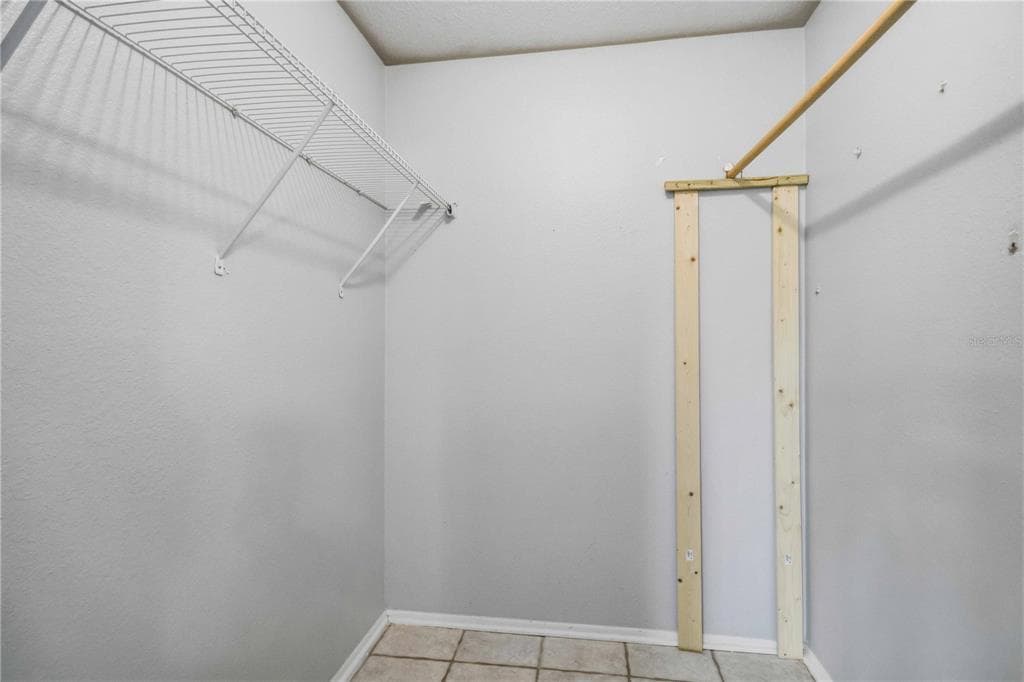4108 ABBOTSFORD STREET photo 21