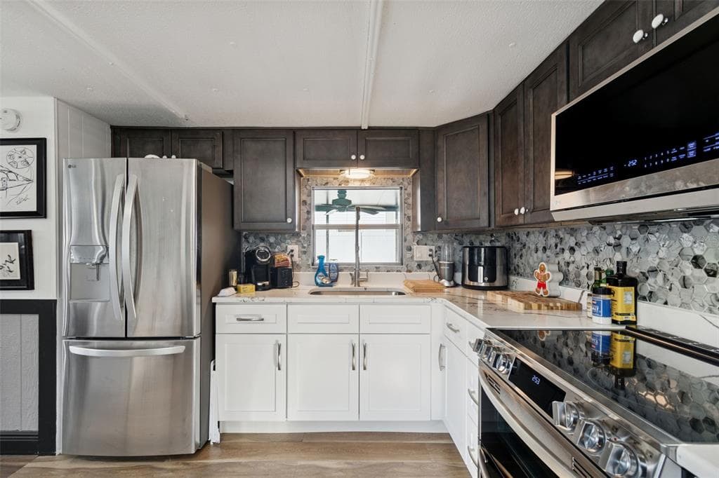 7091 WESTWIND STREET photo 20
