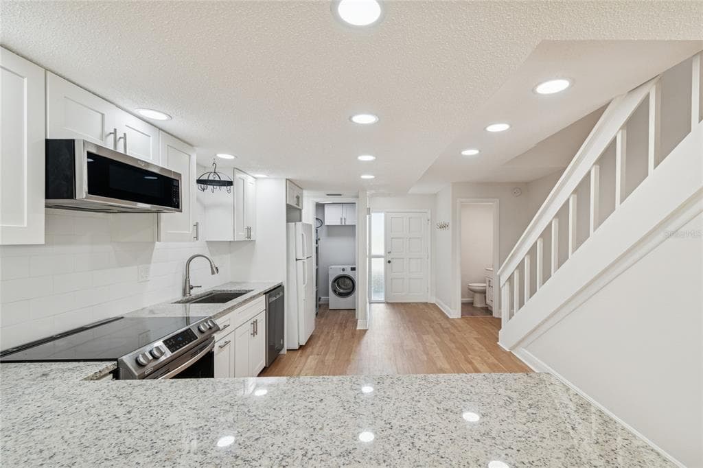 433 S PAULA DRIVE 24 photo 14