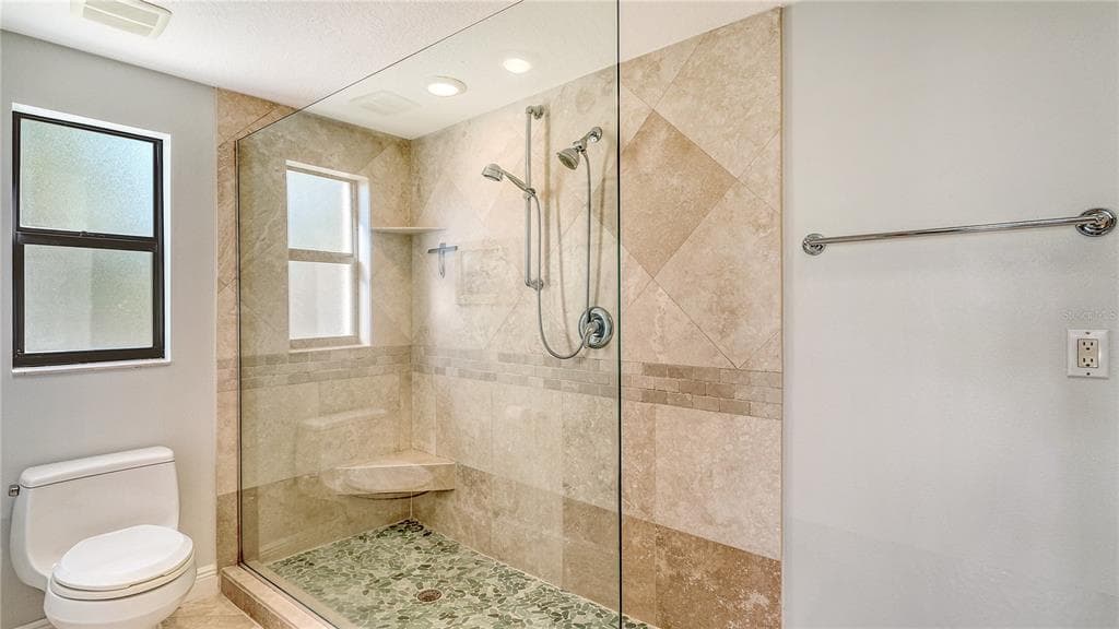 4104 128TH STREET W 704 photo 16