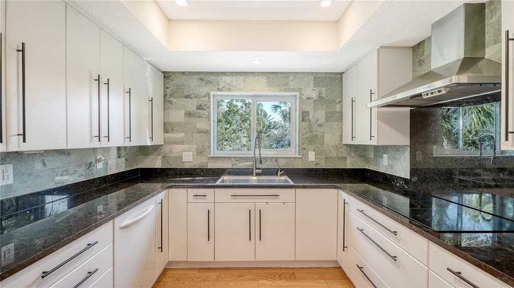 4104 128TH STREET W 704 photo 12