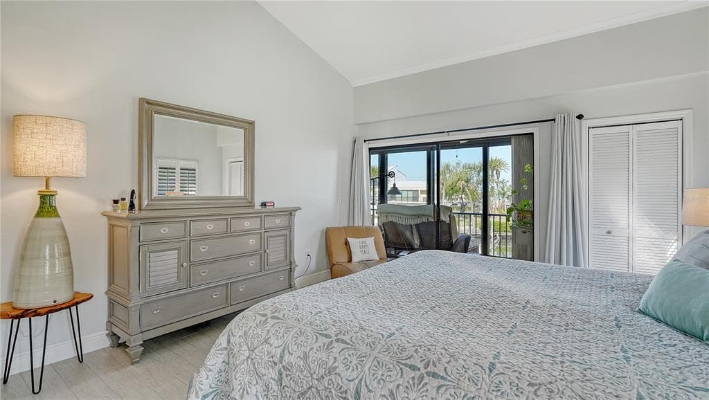 4104 128TH STREET W 704 photo 15