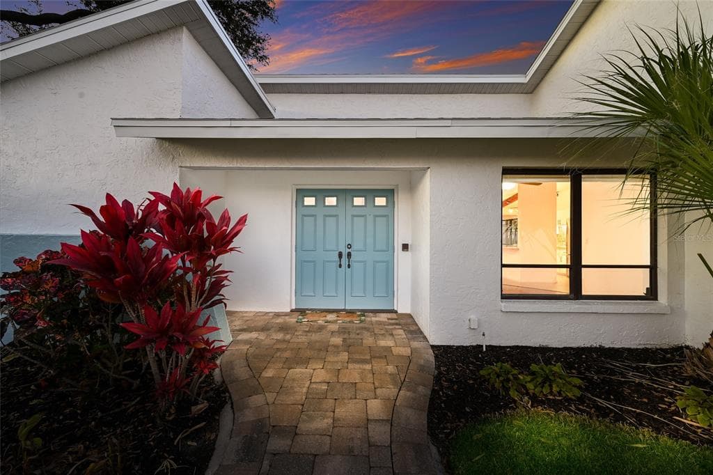 5424 AMERICA DRIVE photo 9